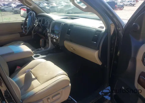 2013 Toyota Sequoia Platinum 5.7L V8 z USA, uszkodzony, nr VIN 5TDYY5G15DS048555